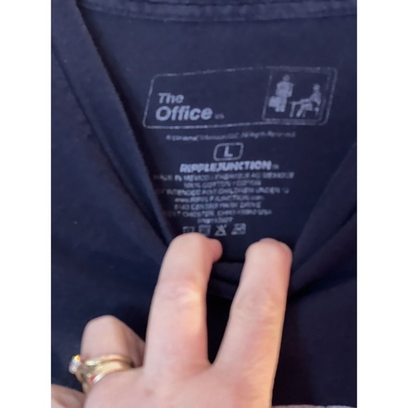 The Office Dunder Mifflin Paper Company Logo T Shirt Size XL - Picture 3 of 5